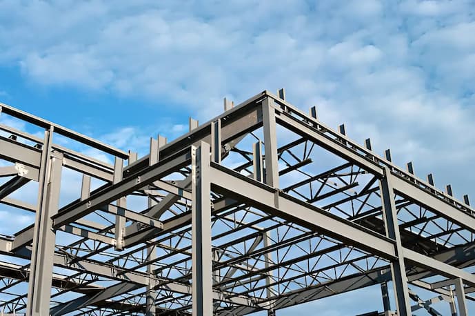 Como escolher o melhor fabricante de estruturas metálicas para seu projeto industrial